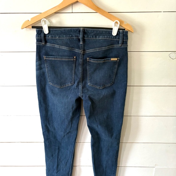 White House Black Market Dark Blue Skinny Jeans - Picture 5 of 7